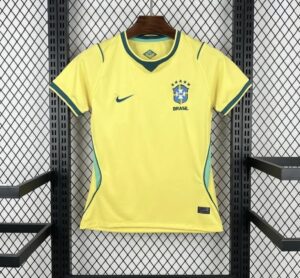 CAMISA BRASIL AMARELA TITULAR TORCEDOR FEMININA 26-27